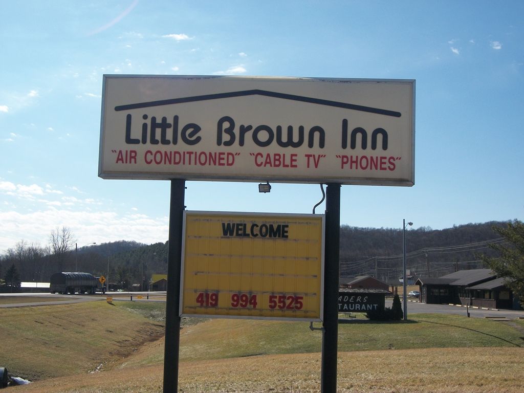 Mohican Little Brown Inn Loudonville Εξωτερικό φωτογραφία